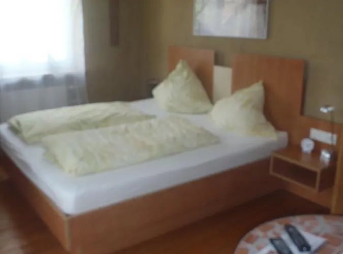 Gasthaus Strohe 3* Sierscheid